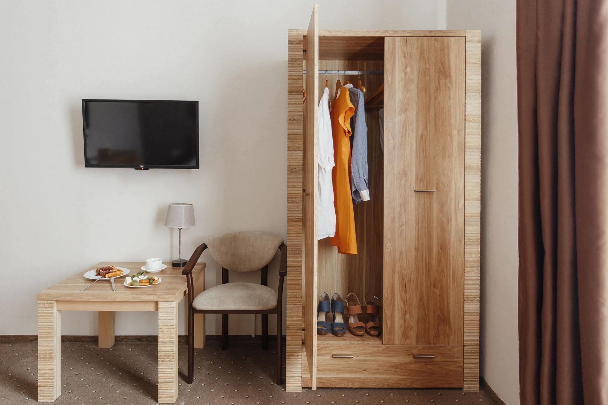 Noname Hotel Odessa 외부 사진
