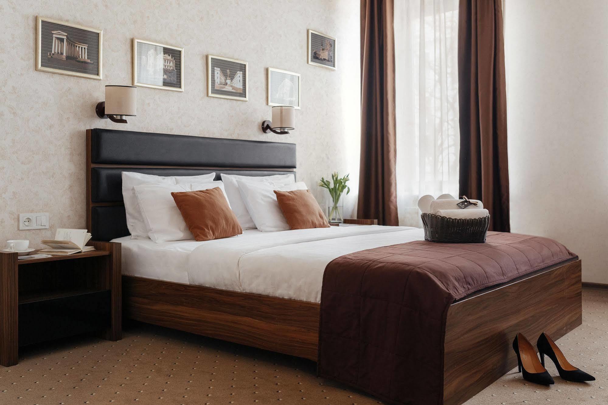 Noname Hotel Odessa 외부 사진