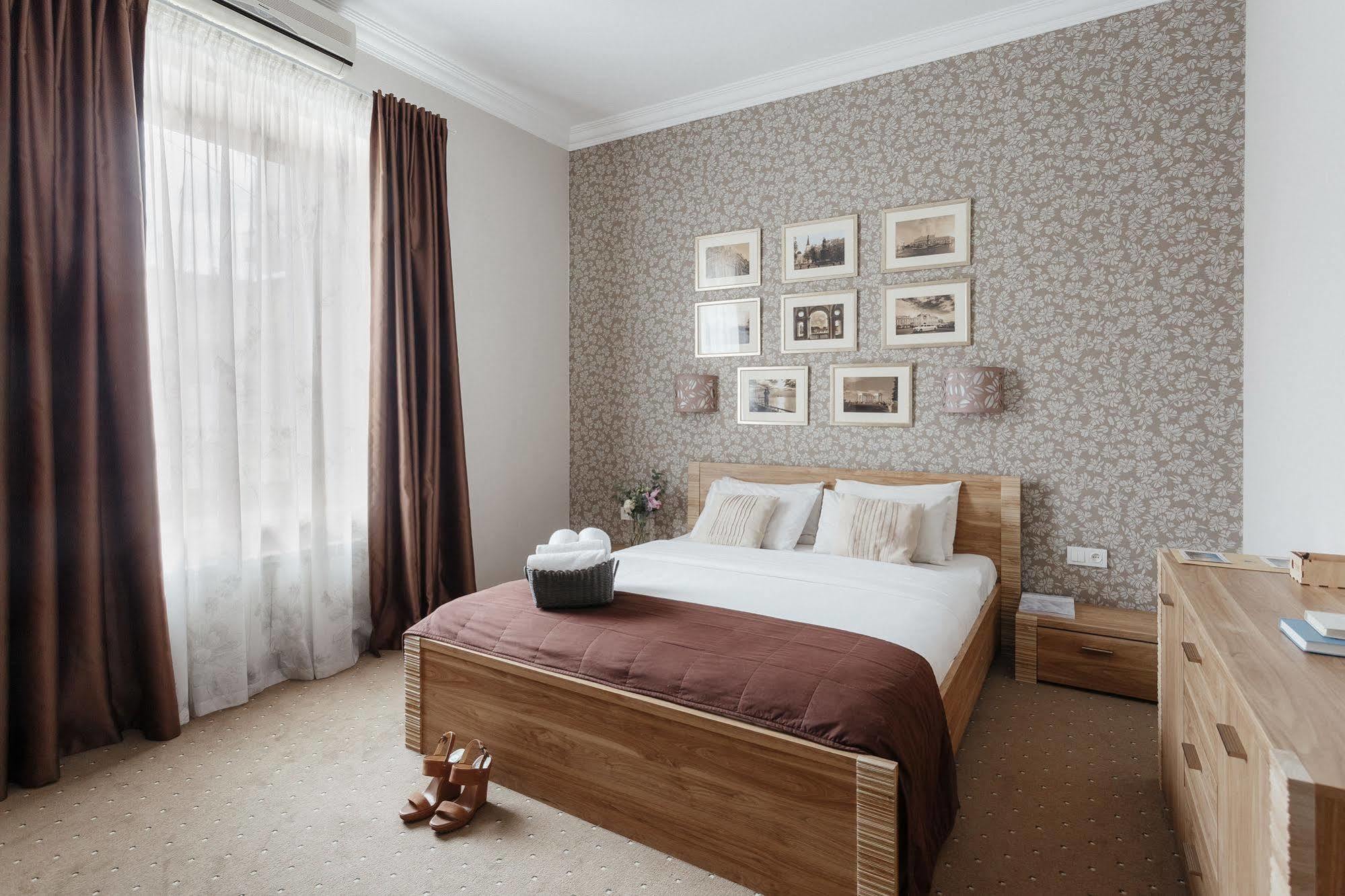 Noname Hotel Odessa 외부 사진