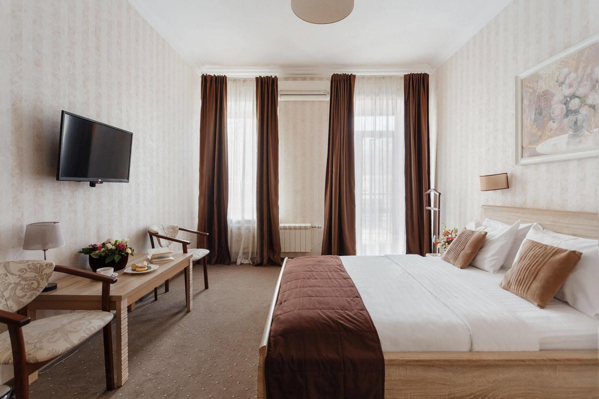 Noname Hotel Odessa 외부 사진