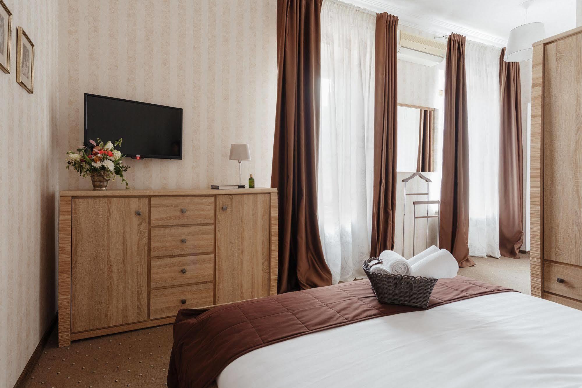 Noname Hotel Odessa 외부 사진